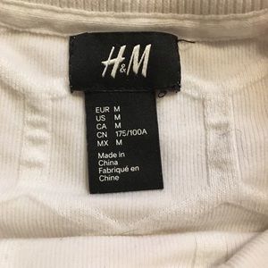 H&M Sweaters - Sweater H&M Sweaters - Sweater